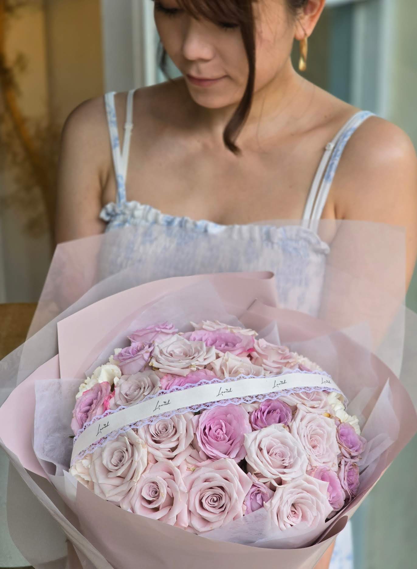 婚禮佈置
​新娘花球
​婚禮花藝設計
​結婚花球訂製
​婚宴鮮花佈置
​襟花及手花
​花車佈置
​求婚花束
​週年紀念花束
​教堂婚禮花飾
​地區與服務優勢
​香港網上花店
​屯門花店
​全港送花服務
​即日送花
​婚禮花藝套餐
​風格與進階詞彙
​歐式花藝
​絲花花球 (若有提供)
​保鮮花禮盒
​開張花籃
​Lavish Florist 婚禮花藝